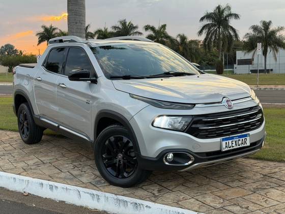 FIAT TORO 2.0 16V TURBO DIESEL VOLCANO 4WD AT9