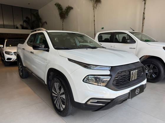 FIAT TORO 2.0 16V TURBO DIESEL VOLCANO 4WD AT9