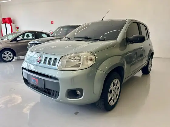 FIAT UNO 1.0 EVO VIVACE 8V FLEX 4P MANUAL