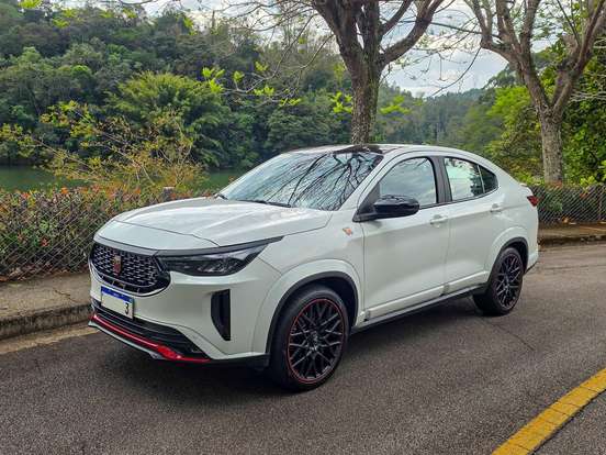 FIAT-FASTBACK-1.3 TURBO 270 FLEX ABARTH AT6 FIAT-FASTBACK-2023