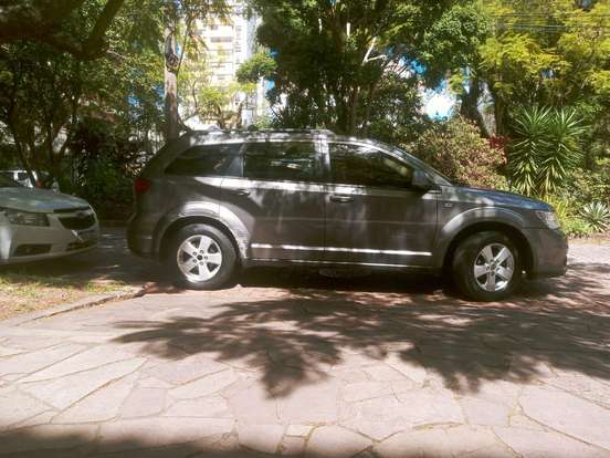 FIAT-FREEMONT-2011