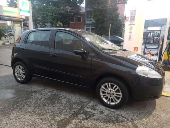FIAT-PUNTO-2011