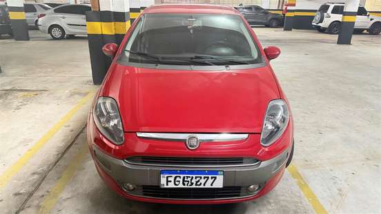 FIAT-PUNTO-2014