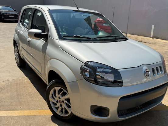 FIAT-UNO-1.0 EVO VIVACE 8V FLEX 4P MANUAL FIAT-UNO-2015