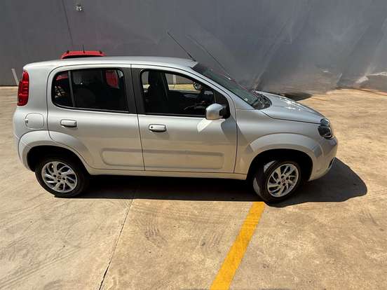 FIAT-UNO-2015