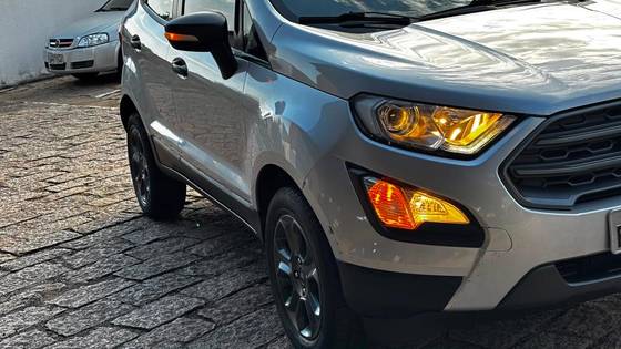 FORD ECOSPORT 1.5 TI-VCT FLEX FREESTYLE MANUAL