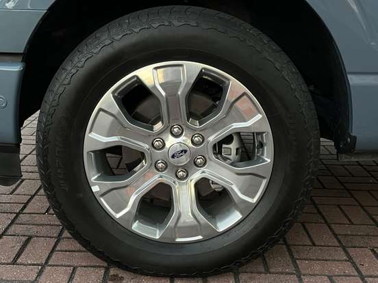FORD-F-150-2023