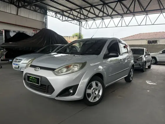 FORD FIESTA 1.0 ROCAM HATCH 8V FLEX 4P MANUAL