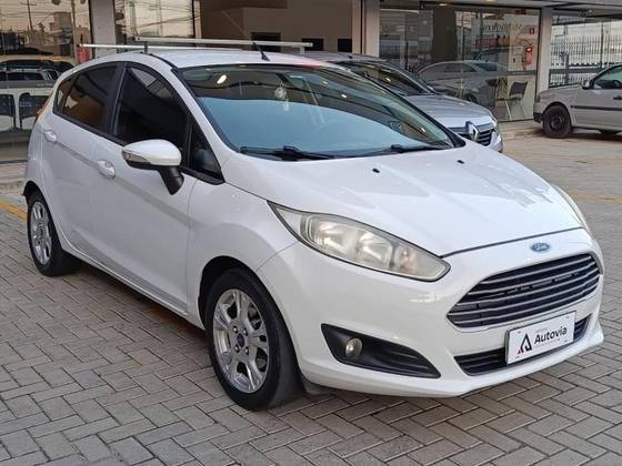 FORD FIESTA 1.6 SE HATCH 16V FLEX 4P MANUAL