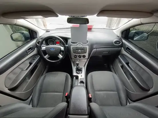 FORD-FOCUS-2013