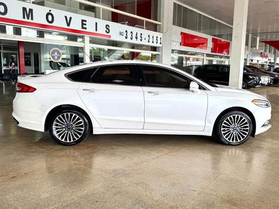 FORD-FUSION-2017