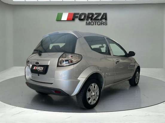FORD-KA-2011