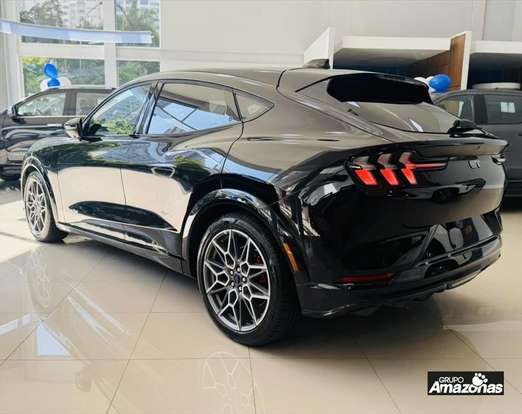 FORD-MUSTANG MACH-e-2025