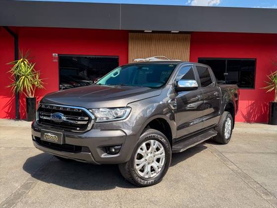 FORD RANGER 3.2 XLT 4X4 CD 20V DIESEL 4P AUTOMÁTICO