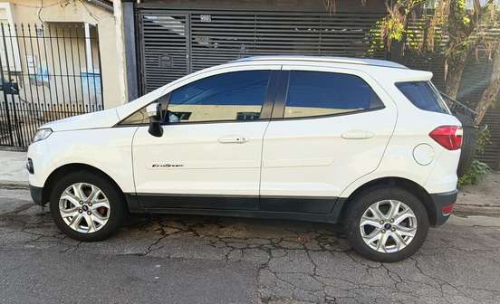 FORD-ECOSPORT-2013