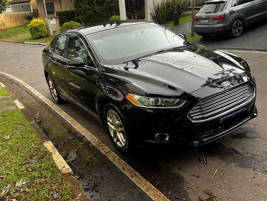 FORD-FUSION-2015