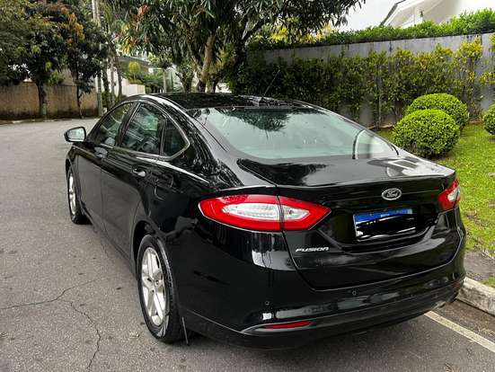 FORD-FUSION-2015