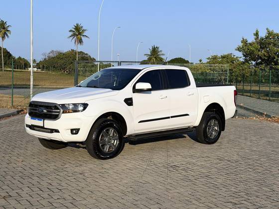 FORD RANGER 2.2 XLS 4X2 CD 16V DIESEL 4P AUTOMÁTICO