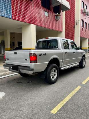 FORD-RANGER-2001
