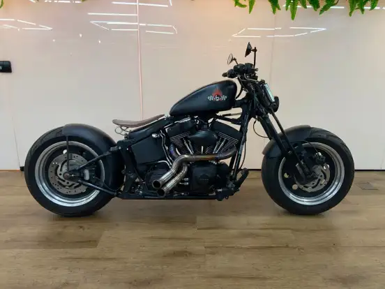 HARLEY-DAVIDSON-NIGHT TRAIN-2004