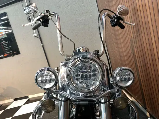 HARLEY-DAVIDSON-ROAD KING CLASSIC-2010
