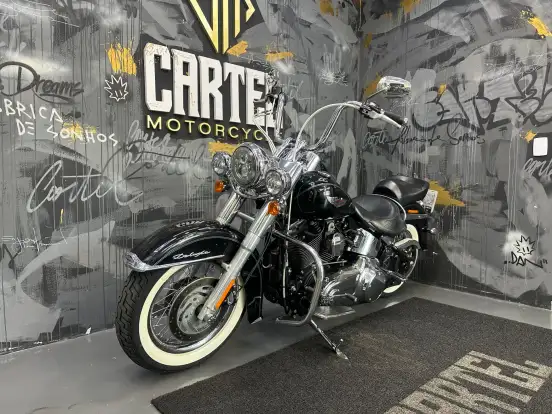 HARLEY-DAVIDSON-SOFTAIL DELUXE HARLEY-DAVIDSON-SOFTAIL DELUXE-2011