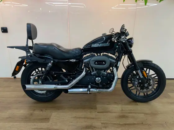 HARLEY-DAVIDSON SPORTSTER ROADSTER 