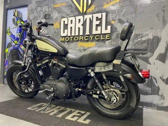 HARLEY-DAVIDSON-SPORTSTER XL 883 R HARLEY-DAVIDSON-SPORTSTER XL 883 R-2007