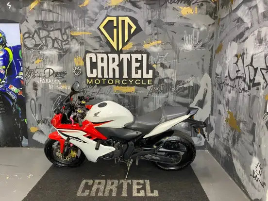 HONDA-CBR 600F HONDA-CBR 600F-2012