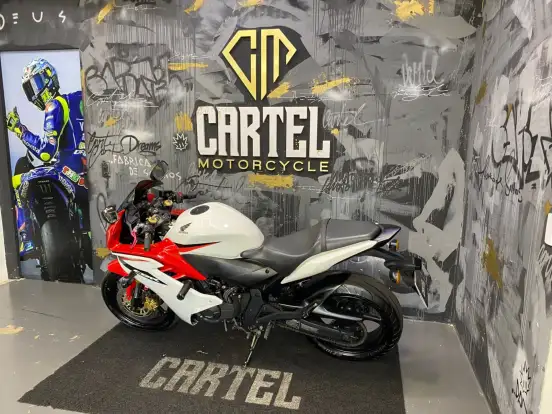 HONDA-CBR 600F-2012