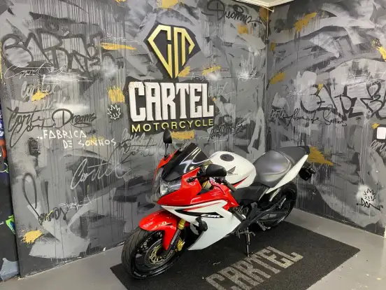 HONDA-CBR 600F HONDA-CBR 600F-2012