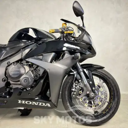 HONDA-CBR 600RR-2008