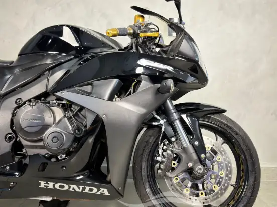 HONDA-CBR 600RR HONDA-CBR 600RR-2008