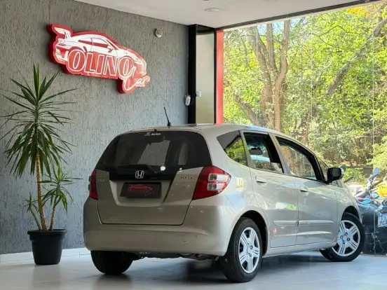 HONDA-FIT-2011