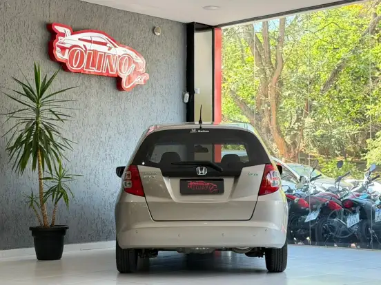 HONDA-FIT-2011