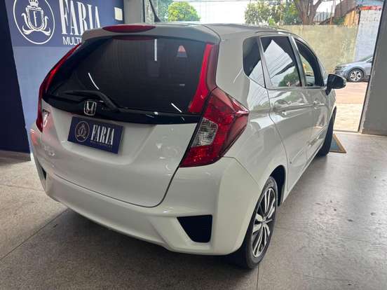 HONDA-FIT-2015