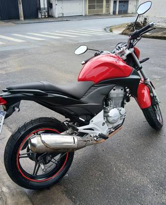 HONDA CB 300R 