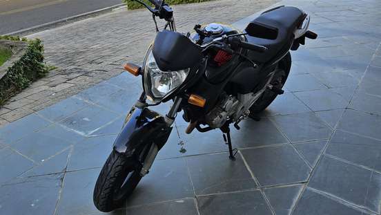HONDA-CB 300R-2011