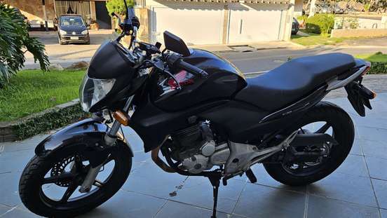 HONDA-CB 300R-2011