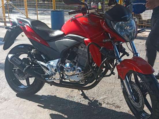 HONDA-CB 300R HONDA-CB 300R-2011