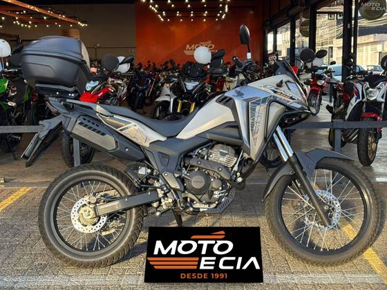 HONDA XRE 300 ADVENTURE 