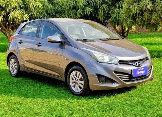 HYUNDAI HB20 1.6 COMFORT 16V FLEX 4P MANUAL