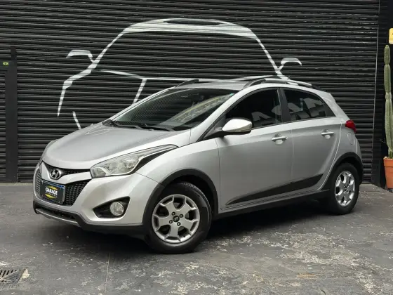 HYUNDAI HB20X 1.6 16V STYLE FLEX 4P AUTOMÁTICO