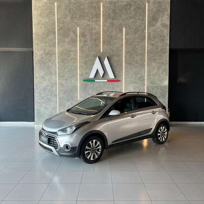 HYUNDAI-HB20X-2015
