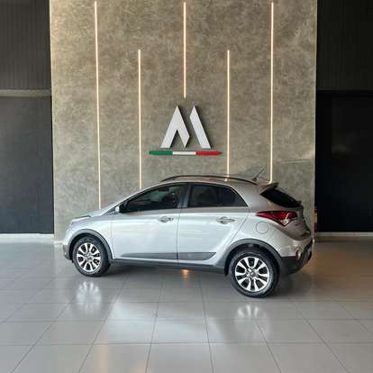 HYUNDAI-HB20X-1.6 16V STYLE FLEX 4P MANUAL HYUNDAI-HB20X-2015