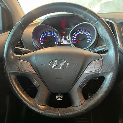 HYUNDAI-HB20X-1.6 16V STYLE FLEX 4P MANUAL HYUNDAI-HB20X-2015