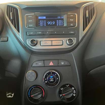 HYUNDAI-HB20X-1.6 16V STYLE FLEX 4P MANUAL HYUNDAI-HB20X-2015