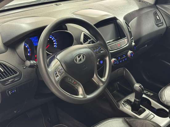 HYUNDAI-IX35-2.0 MPFI 16V FLEX 4P AUTOMÁTICO HYUNDAI-IX35-2016