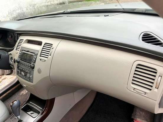 HYUNDAI-AZERA-2010