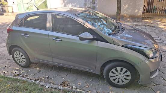 HYUNDAI-HB20-2016